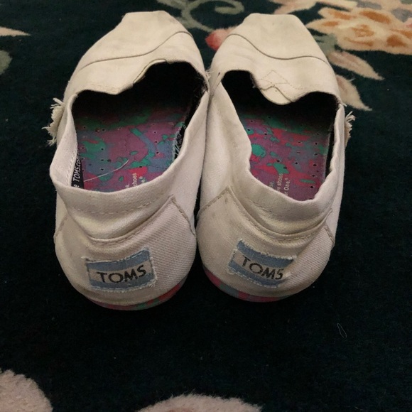 TOMS - Picture 5 of 6